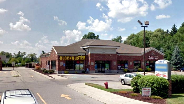 Blockbuster Video - Okemos - 4749 Central Park Dr A (newer photo)